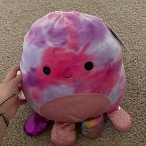 adelaide walgreens exclusive squishmallow